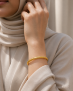 Yasmin Petal Bangle worn by an Arab woman