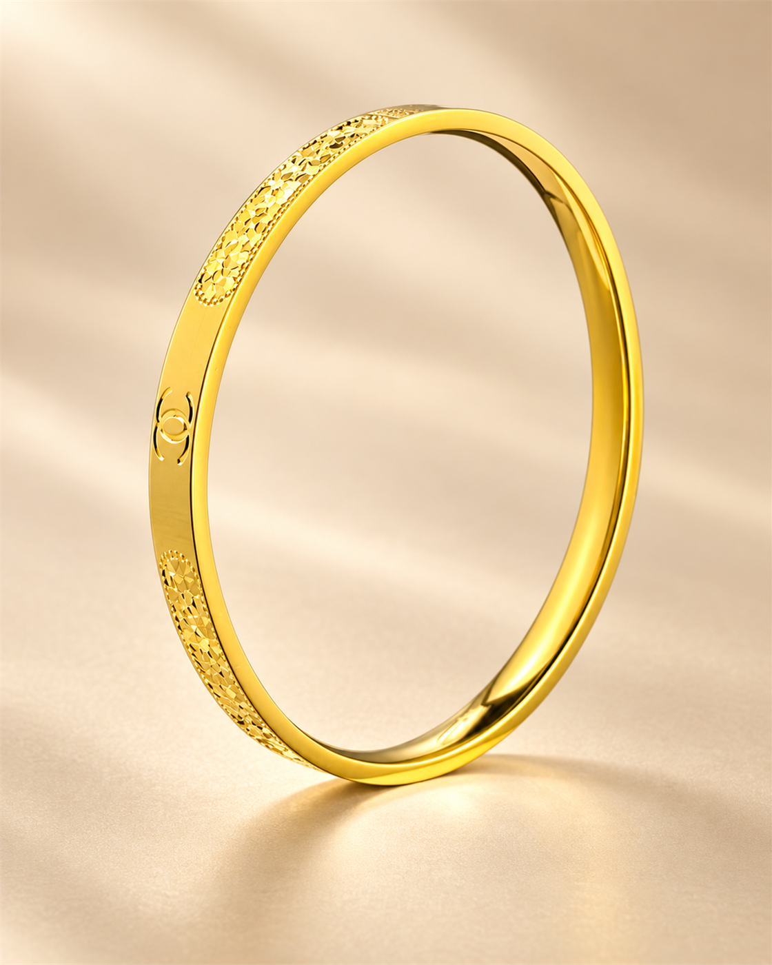 01-main Double C Crushed-Ice Bangle - Image 1