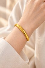 Fu Character Heart Sutra Bangle - Image 2